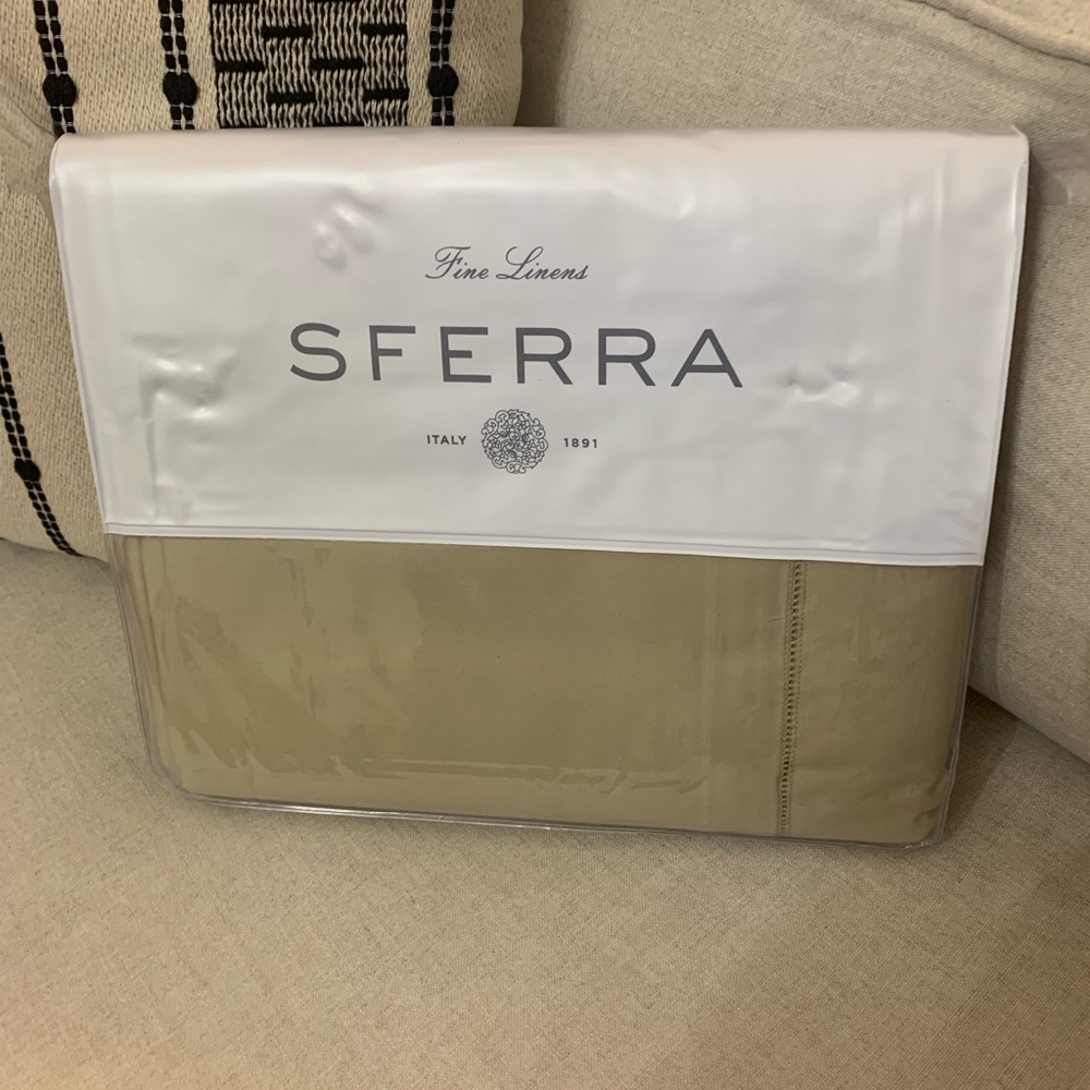 Sferra Fiona 3200 Egyptian Cotton King Duvet Cover